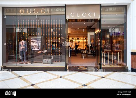 gucci king of prussia mall.